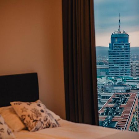 Jbhotels Apartament Premium Hanza Tower Щецин Экстерьер фото